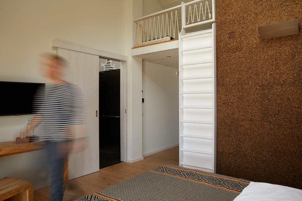 Bed and Breakfast Cavalo De Madeira Arelho Esterno foto