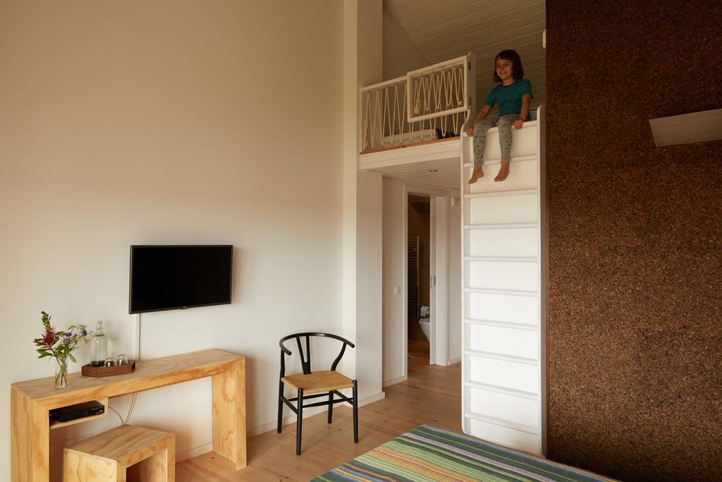 Bed and Breakfast Cavalo De Madeira Arelho Esterno foto